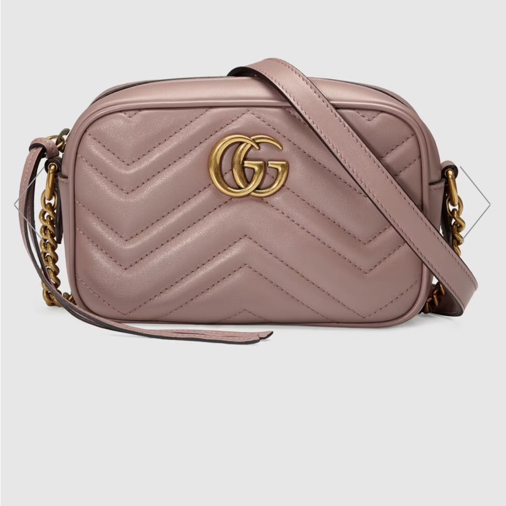 Gucci dusty pink matelassé leather crossbody bag.